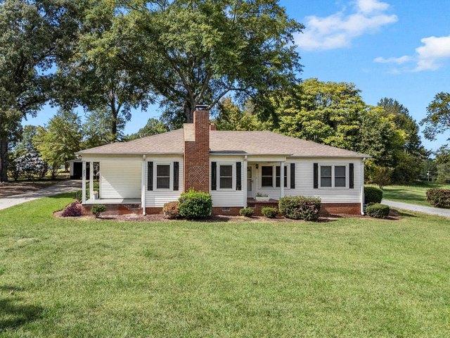 House for sale in Campobello, Spartanburg County