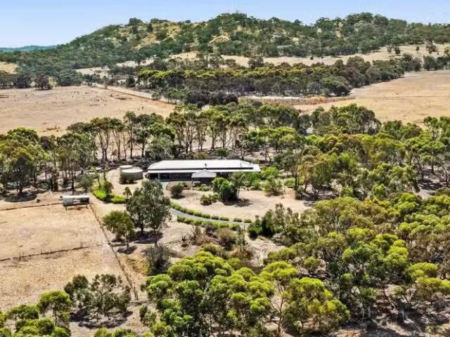 House for rent in Anakie, Victoria