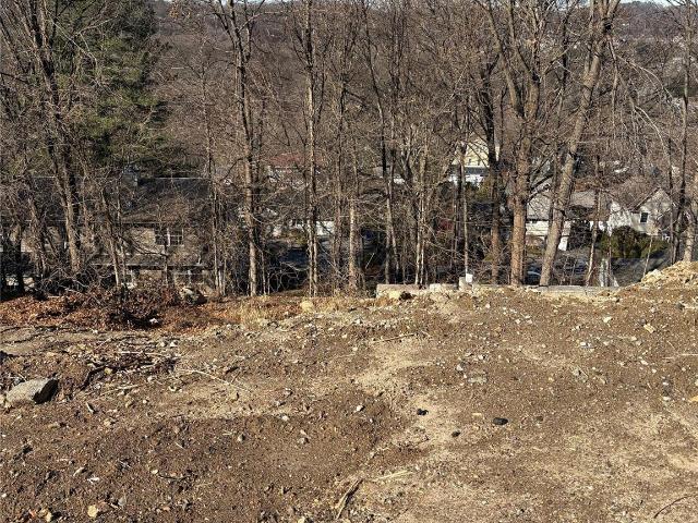 Land for sale in Thornwood, New York