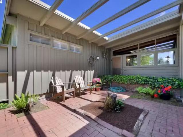 House for sale in Eugene