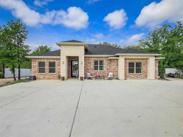 House for sale in Azle, Texas
