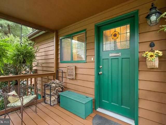 House for sale in Hedgesville, West Virginia