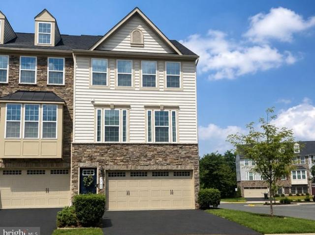 Townhouse for sale in Virginia