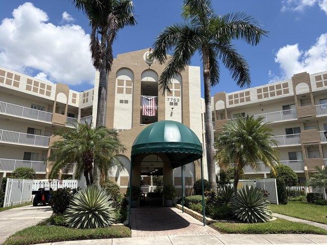 Condo for sale in Tamarac, Florida