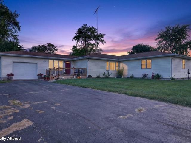 House for sale in Royal Center, Cass County