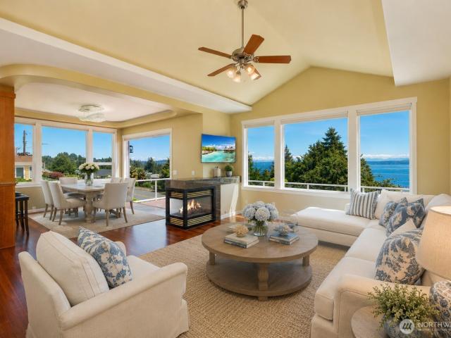 House for sale in Manchester, Kitsap County