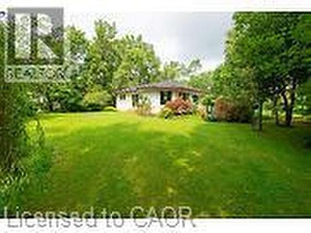 House for sale in Ontario