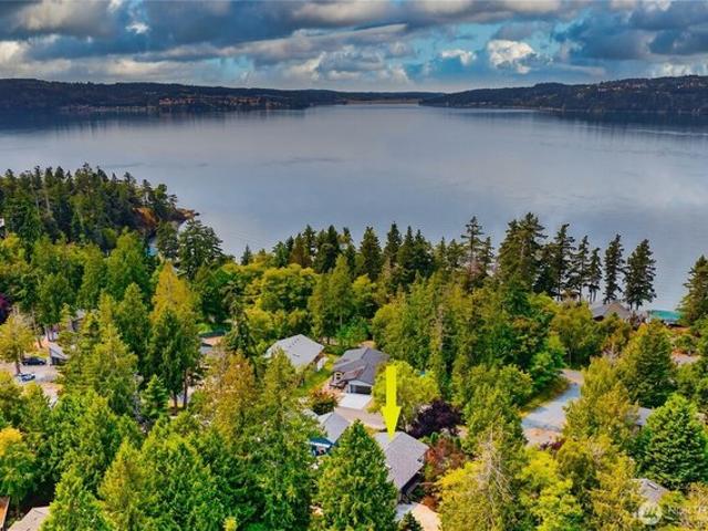 House for sale in La Conner, Washington