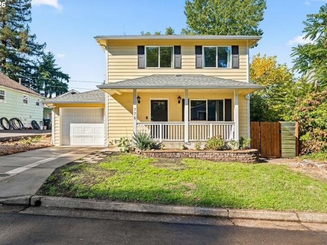 House for sale in Roseburg, Douglas County