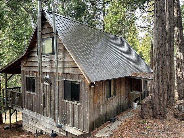 House for sale in Fish Camp, California