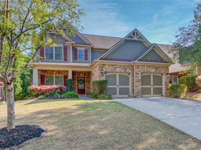 House for sale in Flowery Branch, Georgia