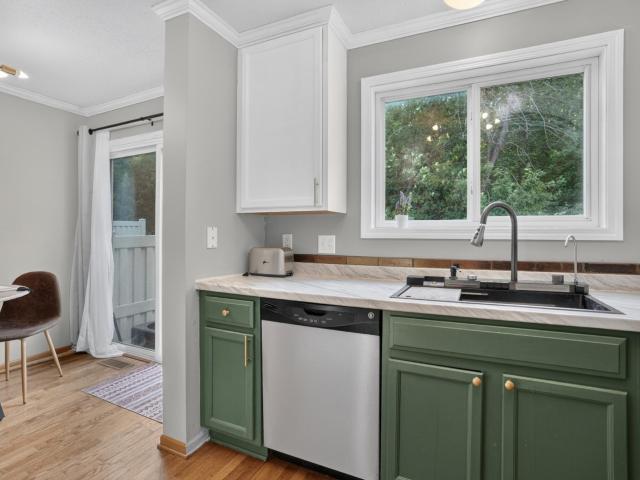 Townhouse for sale in Chanhassen, Minnesota