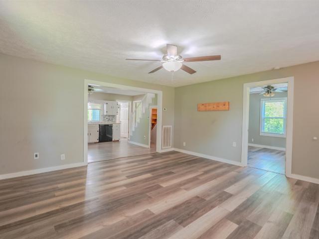 House for sale in Oakland, Kentucky