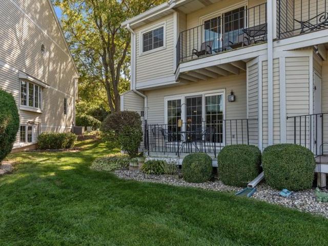 Condo for sale in Franklin, Milwaukee County