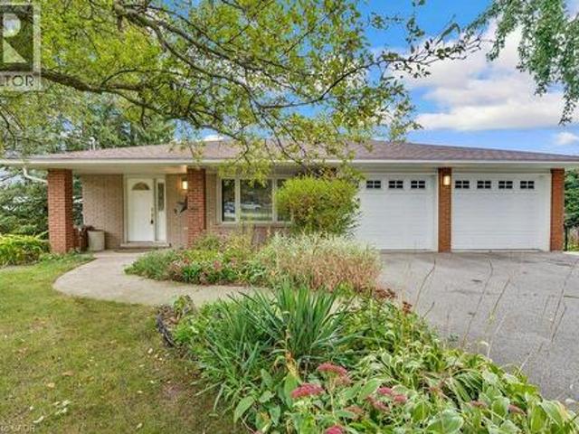 House for sale in Guelph/Eramosa, Southwestern Ontario