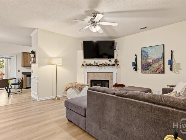 Townhouse for sale in Village Green, Georgetown