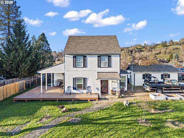 House for sale in Oregonia