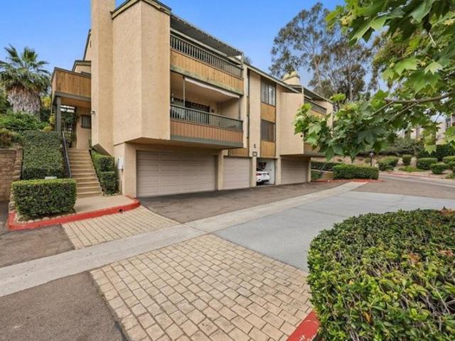 Condo for sale in La Mesa, California
