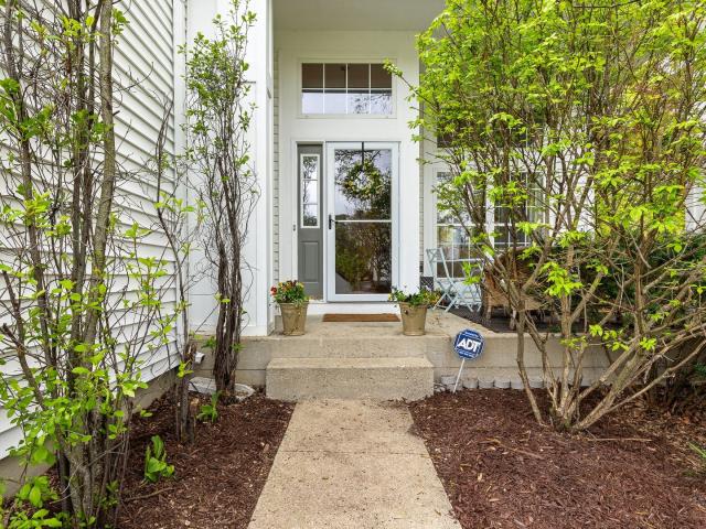 House for sale in Gurnee, Illinois