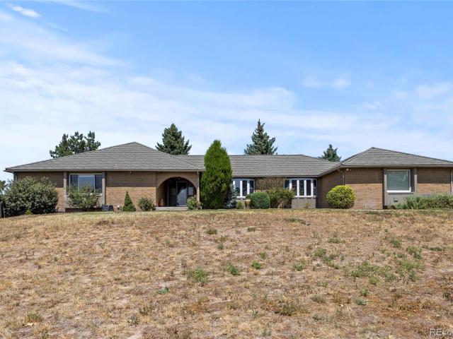 House for sale in Arapahoe, Colorado