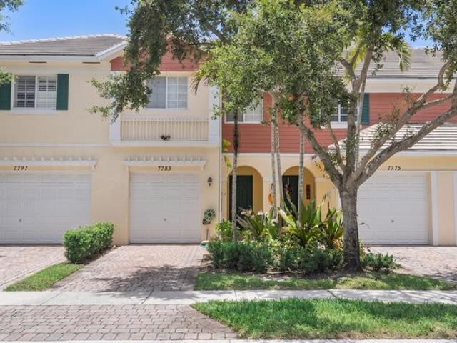 Townhouse for sale in Davie, Florida