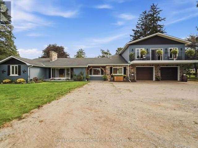 House for sale in Vanastra, Huron East