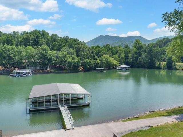 Townhouse for sale in Hiawassee, Georgia