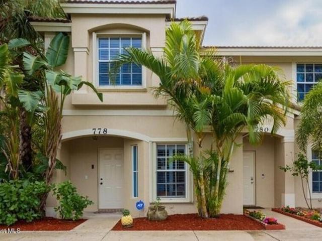 Townhouse for sale in West Palm Beach, Florida