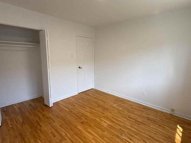 Apartment for rent in St. Leonard's, Quebec