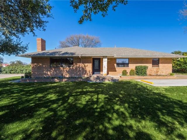 Commercial for sale in Frisco
