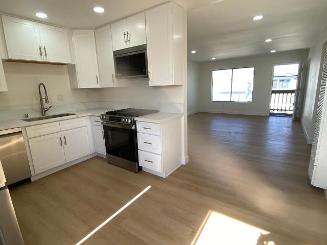 Apartment for rent in Liberty Park, Huntington Beach