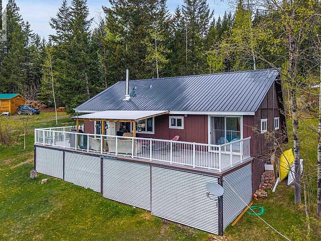 House for sale in Caribou Hide, British Columbia