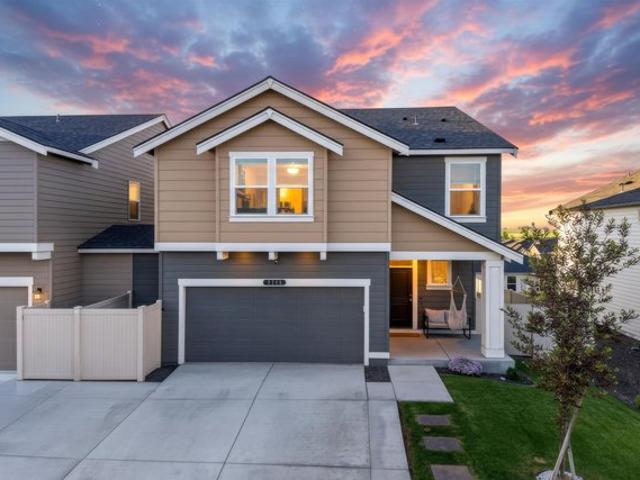 Townhouse for sale in West Richland, Washington