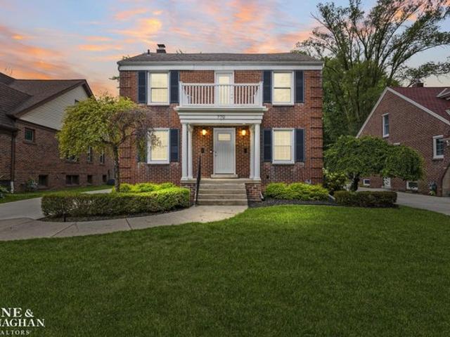 House for sale in Grosse Pointe, Michigan
