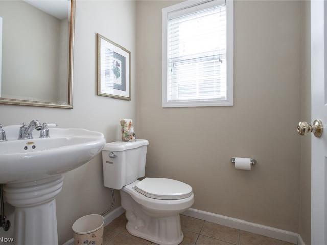 Condo for sale in Greenwood Village, Northfield