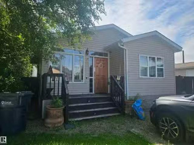 House for sale in Spruce Grove, Alberta