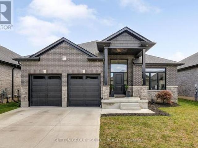 Condo for sale in Denfield, Ontario