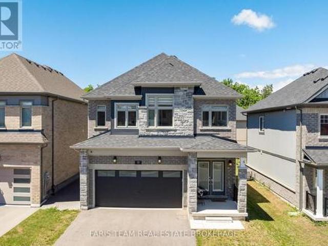 House for sale in Barrie, Ontario