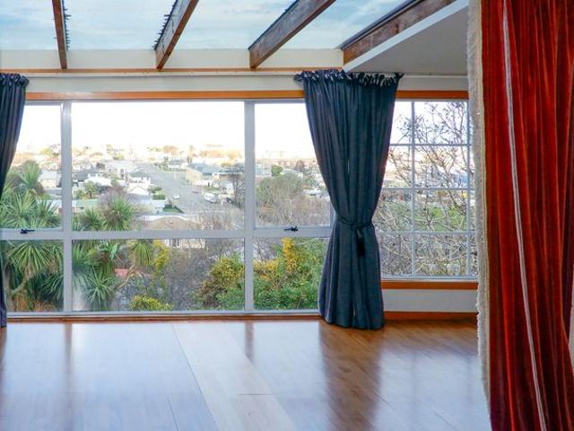 House for rent in Otakou