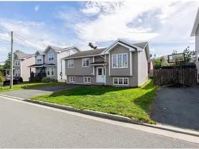 House for sale in Foxtrap, Newfoundland And Labrador