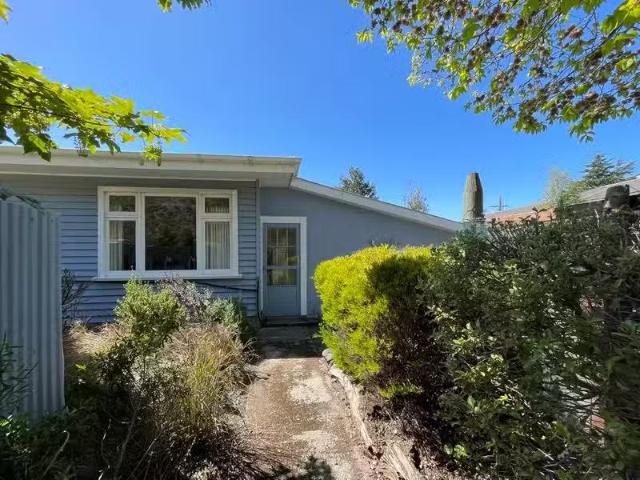 House for sale in Otakou