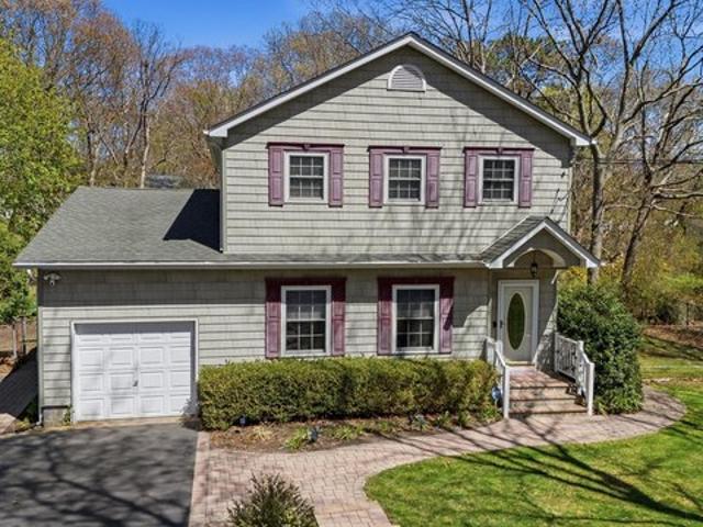 House for sale in Centereach, New York