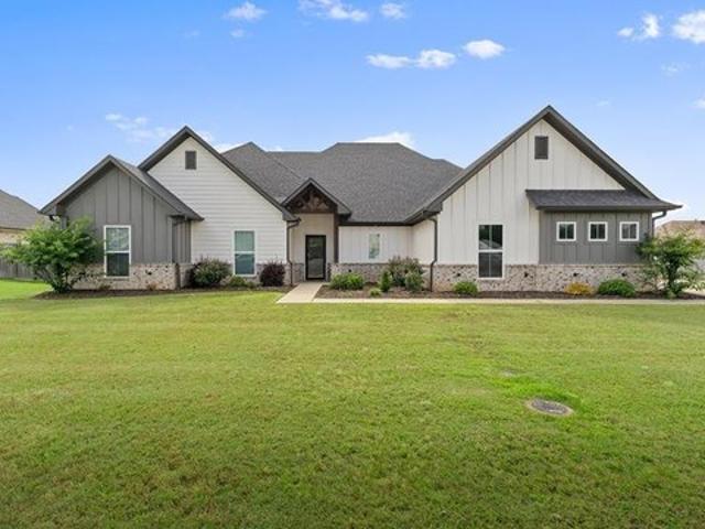 House for sale in Texarkana, Texas