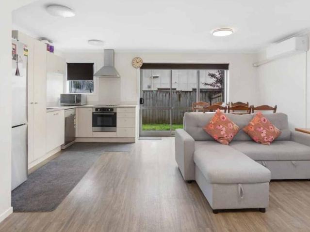 Townhouse for rent in Knighton, Hamilton City