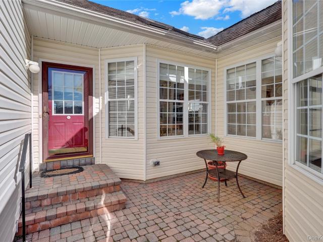 Condo for sale in Centereach, New York