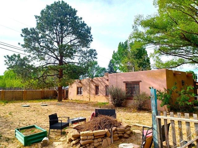 House for sale in Espanola, New Mexico