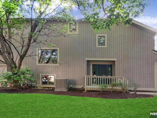 Townhouse for sale in Mahwah