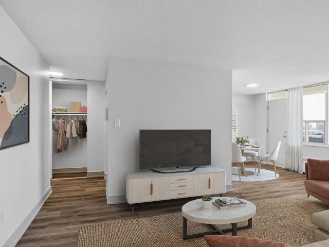 Apartment for rent in Toronto—St. Paul's, Toronto