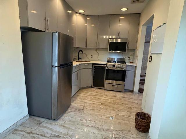 Property for rent in Babylon, New York
