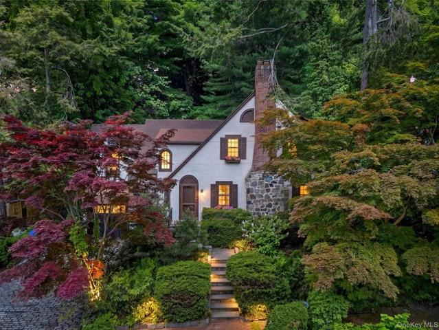 House for sale in Scarsdale, New York